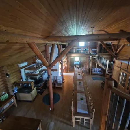 Hietajaerven Helmi *