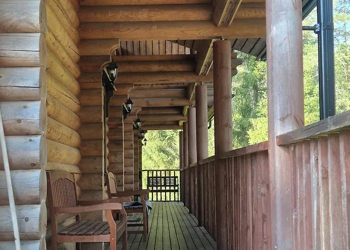 Hietajaerven Helmi Villa *